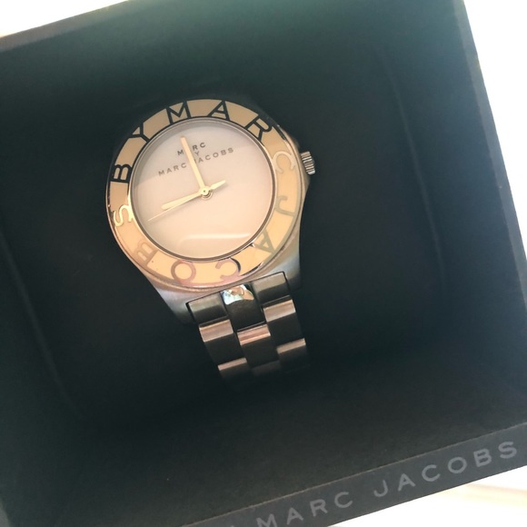 Marc Jacobs Watch - Picture 4 of 4